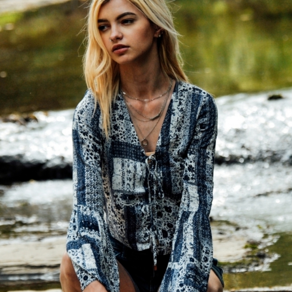 Take 50% off! Threadzwear long sleeves blouse - Picture 4 of 6